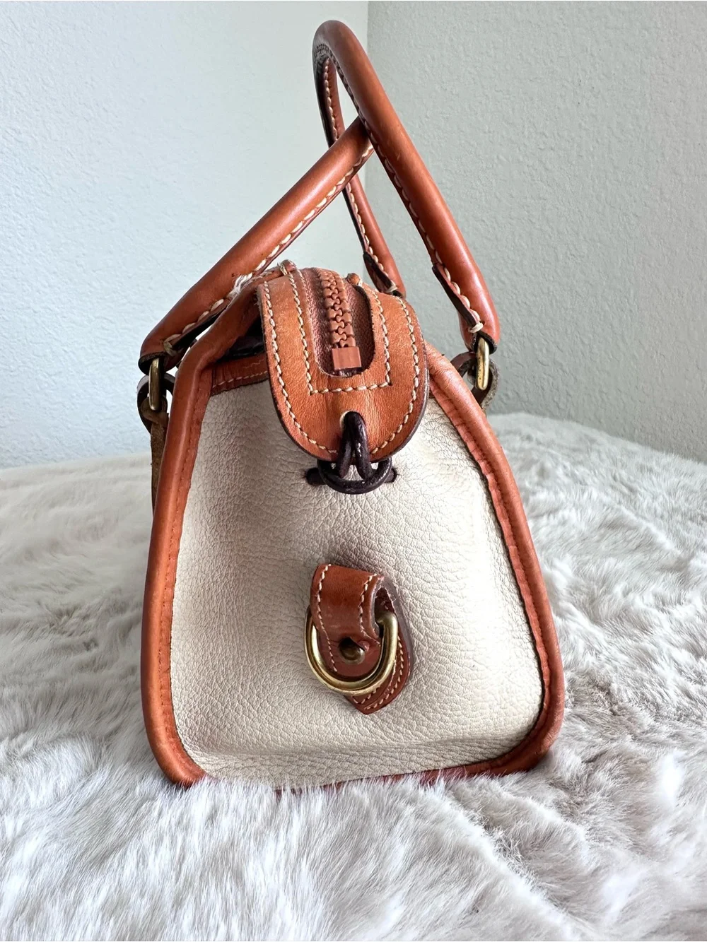 Dooney & Bourke Vintage Satchel Shoulder‎ Bag ‘90s Tan Pebble Leather